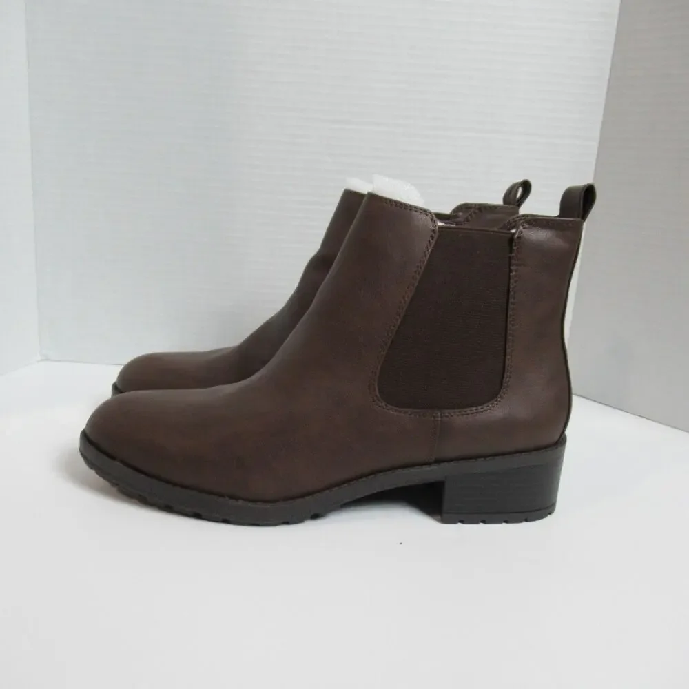 Simply Vera Boots 9.5 M Black Jaeger Buckle Ankle Bootie Faux Leather High Heel